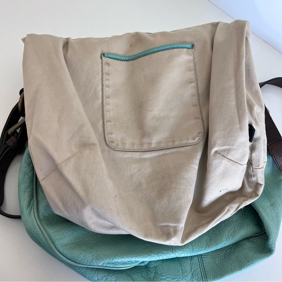 Mulberry Mitzy Medium Hobo Crossbody Messenger Emerald Pebbled - Picture 12 of 15